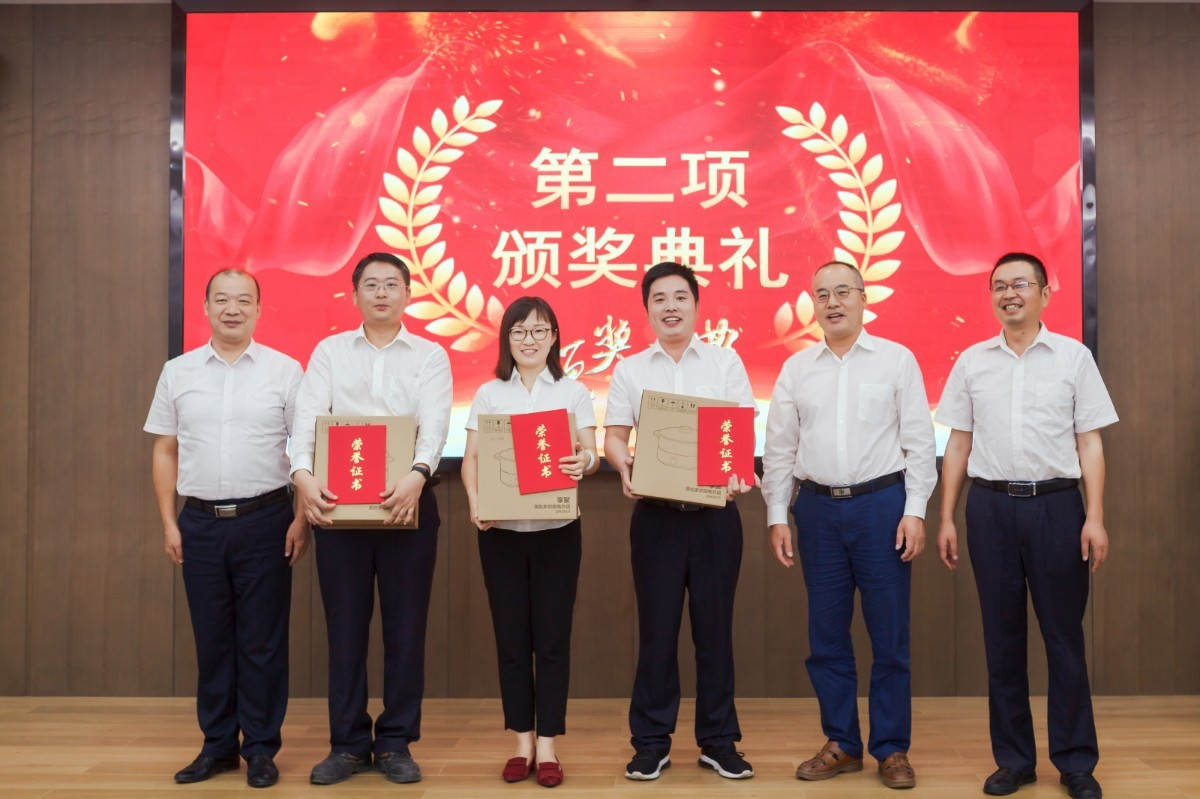 职场相伴·感恩有您——祝J9集团内训师西席节快乐!-新闻动态-J9集团