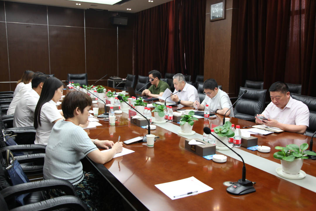 图10.座谈会现。。。。。2）.JPG
