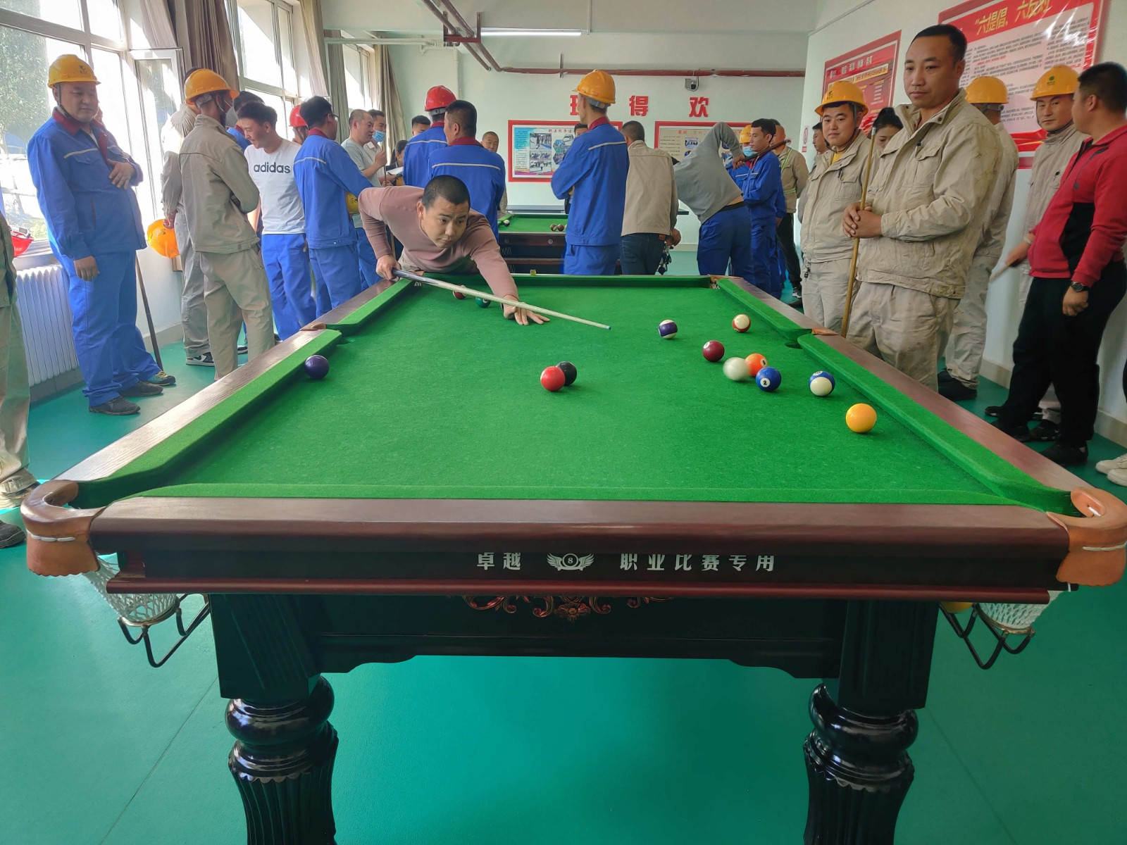 共庆“中秋”“国庆” 多彩活动祝福祖国-新闻动态-J9集团